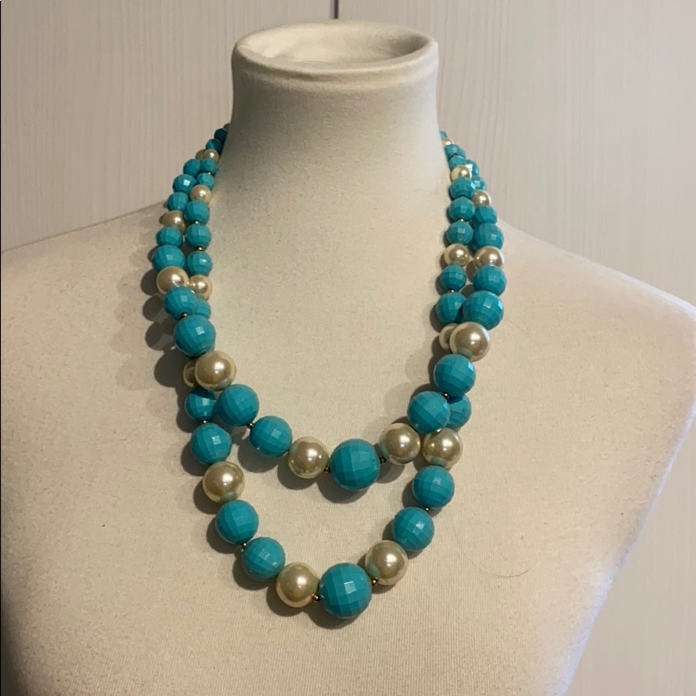 Vintage bauble statement necklace blue white